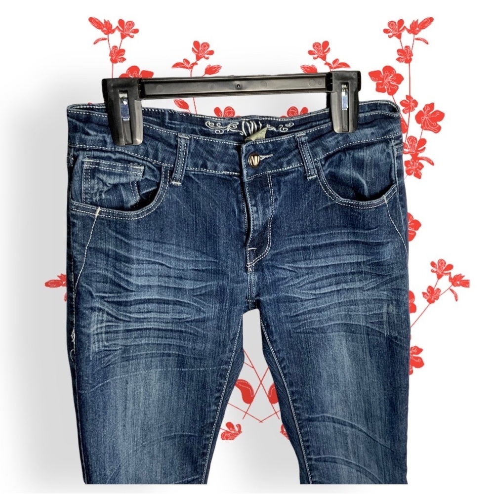 NV Dark Blue Faded Stretchy Jeans w Decorative Back Button Flap Pockets Jrs 11 - Picture 4 of 8